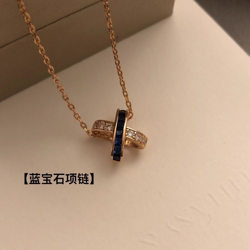 Ba*len*cia*ga necklaces